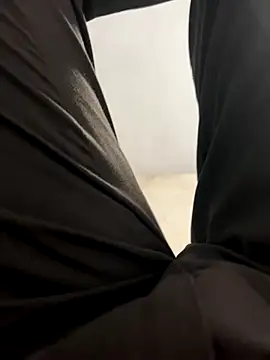 Snapshot of NoddingScorpion chatting on 9, 9, 2025 NoddingScorpion online show from 9, 9, 2025