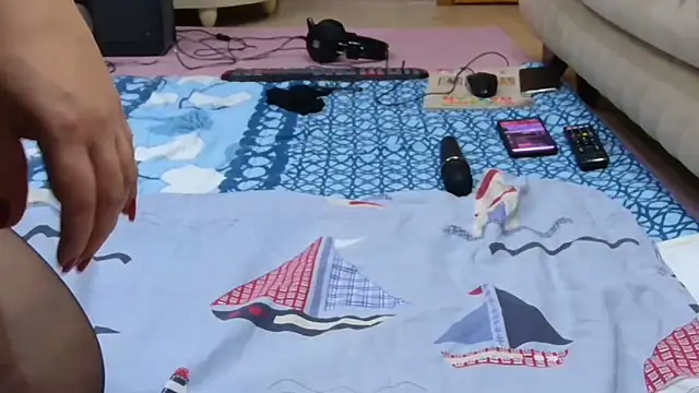 evli ateslicift online show from 28, 10, 2025