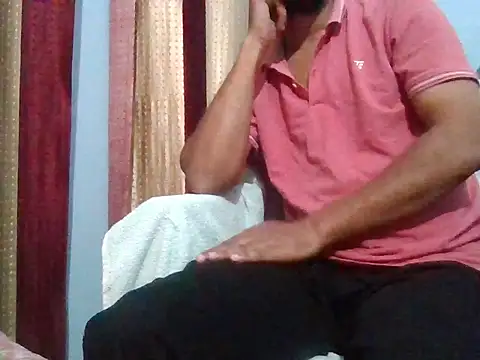 Snapshot of creativecommin chatting on 26, 10, 2025 creativecommin online show from 26, 10, 2025