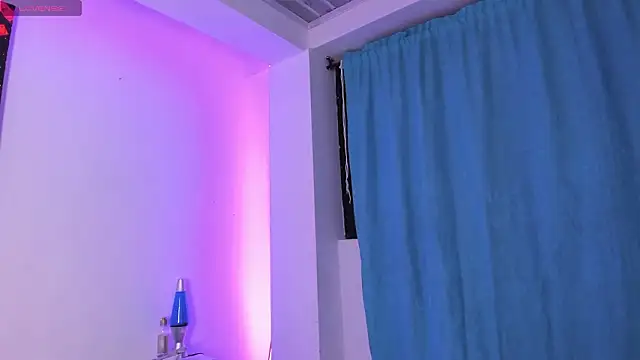 MiaVillalobos online show from 3, 2, 2026