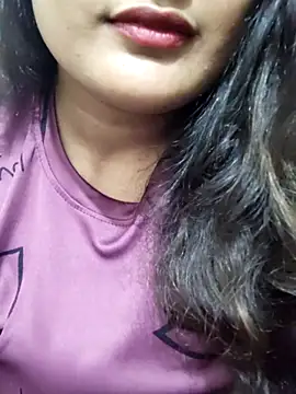 Cute pinkii online show from 8, 11, 2025