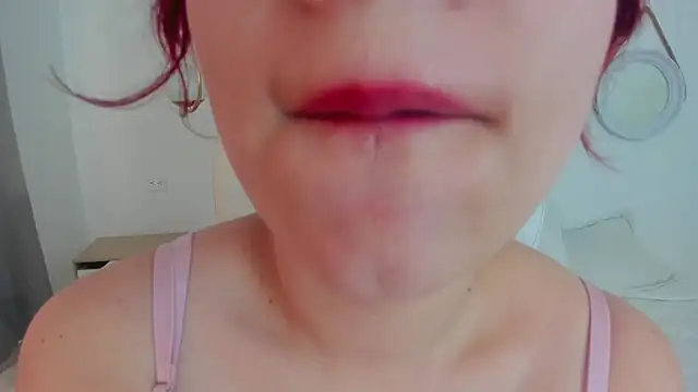 mlle luna online show from 12, 9, 2025
