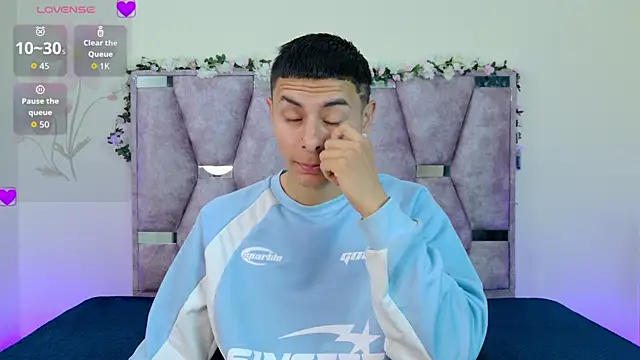 lana and liam  online show from 14, 11, 2025