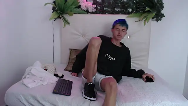 Snapshot of iam_lukas__ chatting on 26, 9, 2025 iam lukas online show from 26, 9, 2025