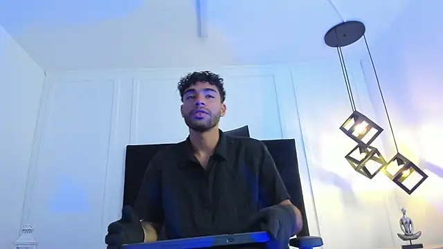 Snapshot of RaphaelDufort chatting on 19, 10, 2025 RaphaelDufort online show from 19, 10, 2025