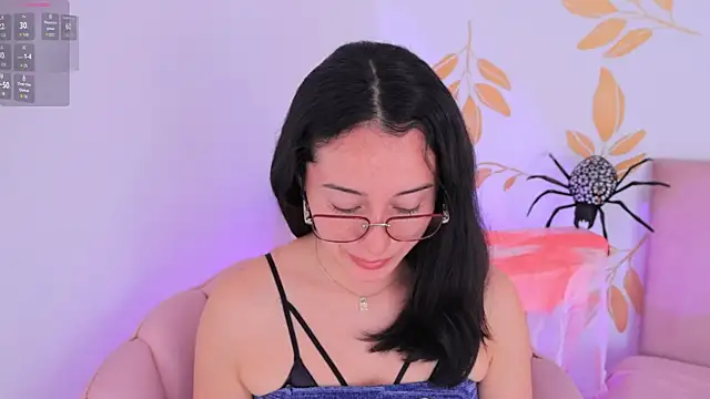 Snapshot of Ginevra_esposito chatting on 27, 10, 2025 Ginevra esposito online show from 27, 10, 2025