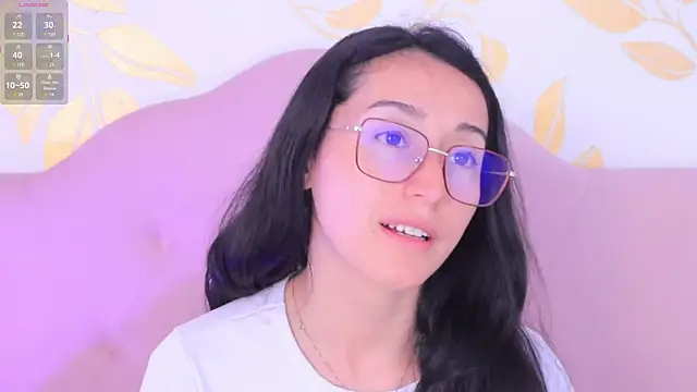 Snapshot of Ginevra_esposito chatting on 13, 11, 2025 Ginevra esposito online show from 13, 11, 2025