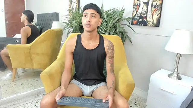 Snapshot of Denis_Carpenter chatting on 16, 10, 2025 Denis Carpenter online show from 16, 10, 2025