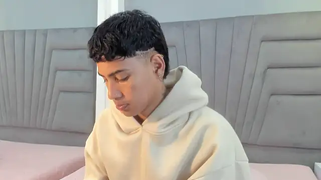 Snapshot of Denis_Carpenter chatting on 15, 11, 2025 Denis Carpenter online show from 15, 11, 2025