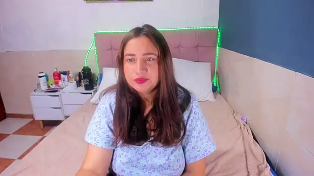 Snapshot of Arianna_Hot777 chatting on 16, 12, 2025 Arianna Hot777 online show from 16, 12, 2025