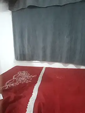 Snapshot of Dudayas chatting on 16, 10, 2025 Dudayas online show from 16, 10, 2025