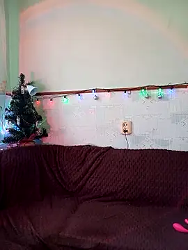 Snapshot of XHelenaX90 chatting on 15, 12, 2025 XHelenaX90 online show from 15, 12, 2025