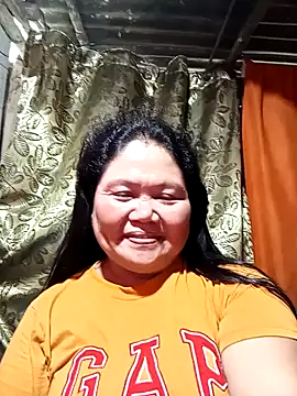 Snapshot of Mari_fvcks chatting on 24, 10, 2025 Mari fvcks online show from 24, 10, 2025