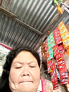 Snapshot of Mari_fvcks chatting on 31, 10, 2025 Mari fvcks online show from 31, 10, 2025