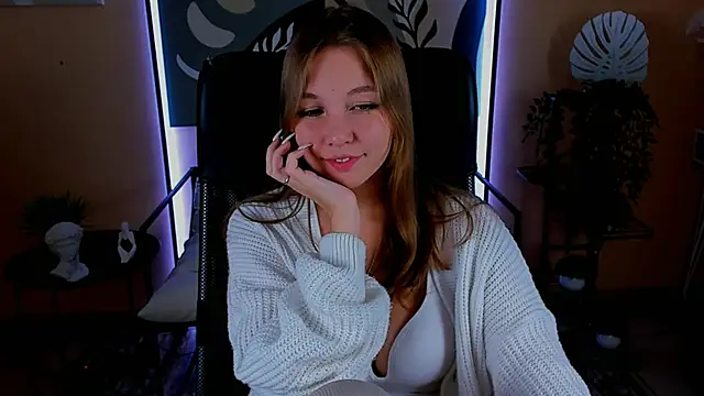 VivianGutierrez online show from 5, 10, 2025