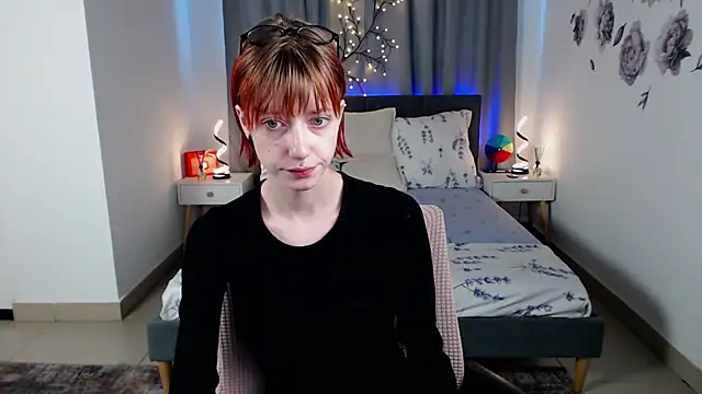 AveryLia online show from 20, 9, 2025