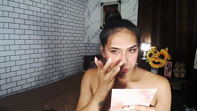 Latinahugecock online show from 4, 10, 2025