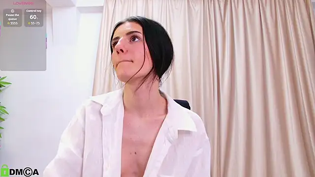 MilaHoneyy online show from 7, 3, 2026