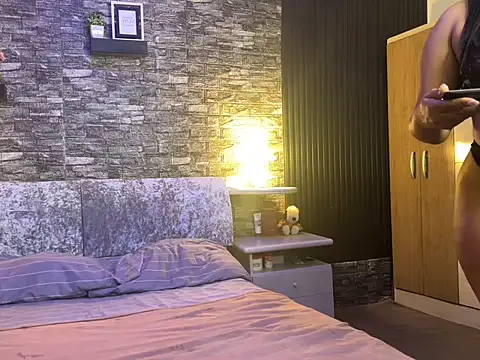 BellaRouse98 online show from 13, 3, 2026