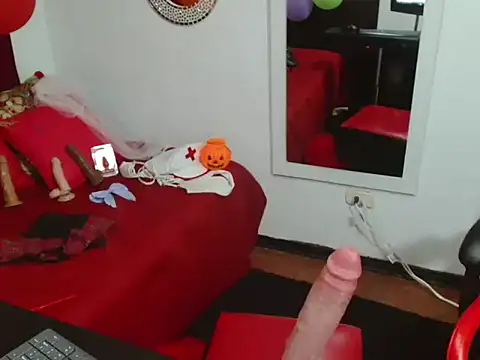 Snapshot of rous-kinky chatting on 31, 10, 2025 rous-kinky online show from 31, 10, 2025