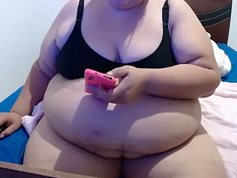 AleyDeluna online show from 26, 9, 2025