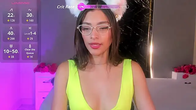Hannacooper3 online show from 9, 9, 2025