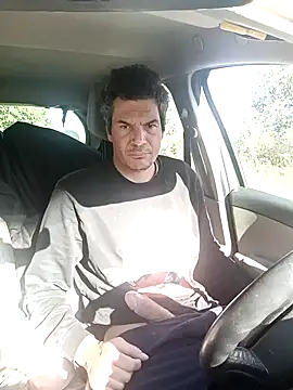 Snapshot of twitshe chatting on 6, 10, 2025 twitshe online show from 6, 10, 2025