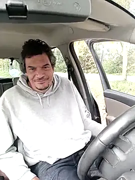 Snapshot of twitshe chatting on 15, 10, 2025 twitshe online show from 15, 10, 2025