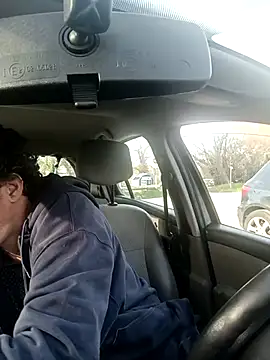 Snapshot of twitshe chatting on 5, 11, 2025 twitshe online show from 5, 11, 2025