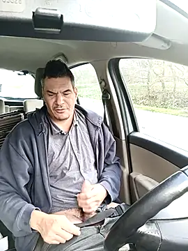 Snapshot of twitshe chatting on 20, 11, 2025 twitshe online show from 20, 11, 2025