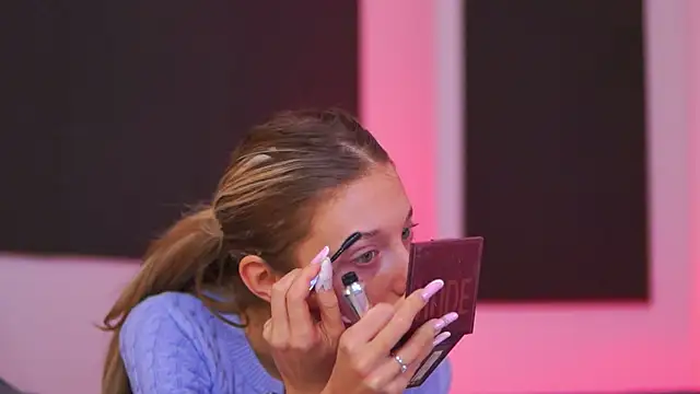 EllieRedd online show from 14, 1, 2026