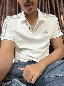 Snapshot of hamstar09 chatting on 8, 11, 2025 hamstar09 online show from 8, 11, 2025