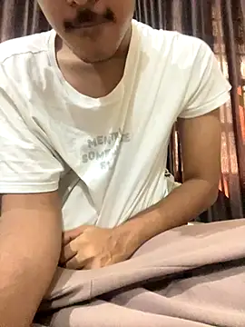 Snapshot of hamstar09 chatting on 17, 11, 2025 hamstar09 online show from 17, 11, 2025