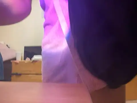 Snapshot of luvrgrllani chatting on 24, 11, 2025 luvrgrllani online show from 24, 11, 2025