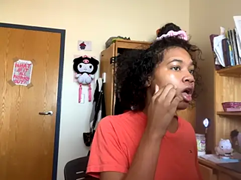 Snapshot of luvrgrllani chatting on 30, 11, 2025 luvrgrllani online show from 30, 11, 2025