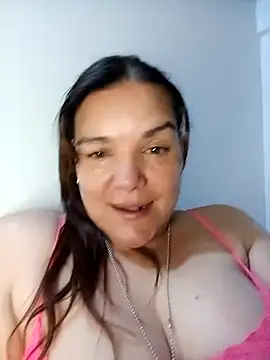 MomSex  online show from 9, 9, 2025