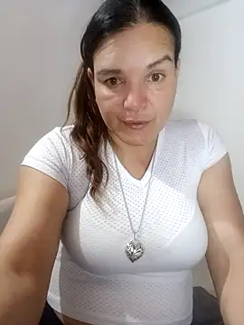 MomSex  online show from 8, 10, 2025