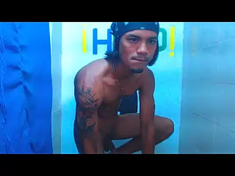 Snapshot of davidcutterr chatting on 28, 11, 2025 davidcutterr online show from 28, 11, 2025