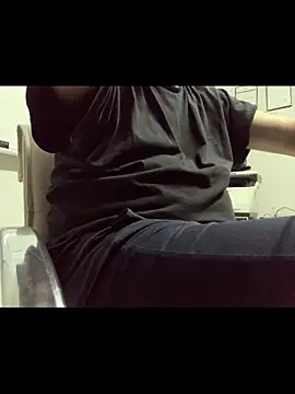 BurcuMertizmir online show from 8, 2, 2026