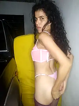 lucerocutte online show from 10, 10, 2025