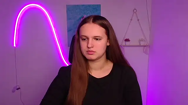 Aurora White online show from 10, 10, 2025