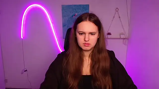 Aurora White online show from 11, 10, 2025