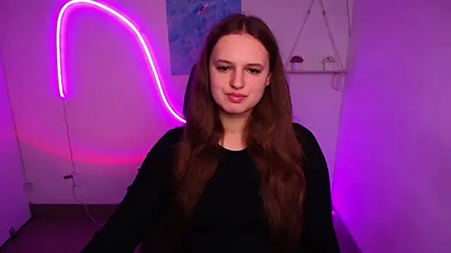 Aurora White online show from 3, 11, 2025