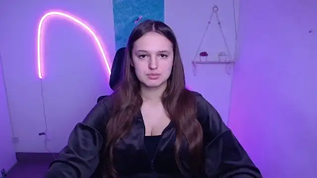 Aurora White online show from 21, 11, 2025