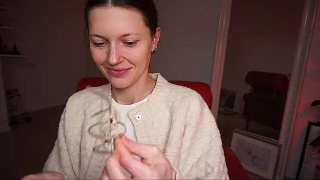 Scorpion Peach online show from 14, 11, 2025