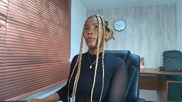 ArianaBeake online show from 21, 10, 2025