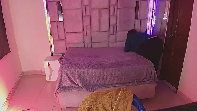  Emily rosee  online show from 12, 1, 2026