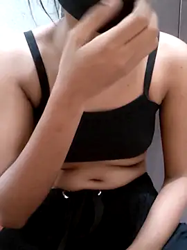 Tara2007 online show from 4, 11, 2025