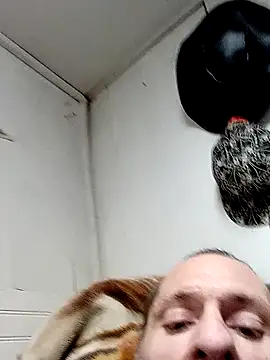 Southerngent1979 online show from 1, 2, 2026