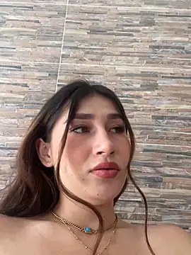 Snapshot of Isa_Villamarin chatting on 20, 10, 2025 Isa Villamarin online show from 20, 10, 2025